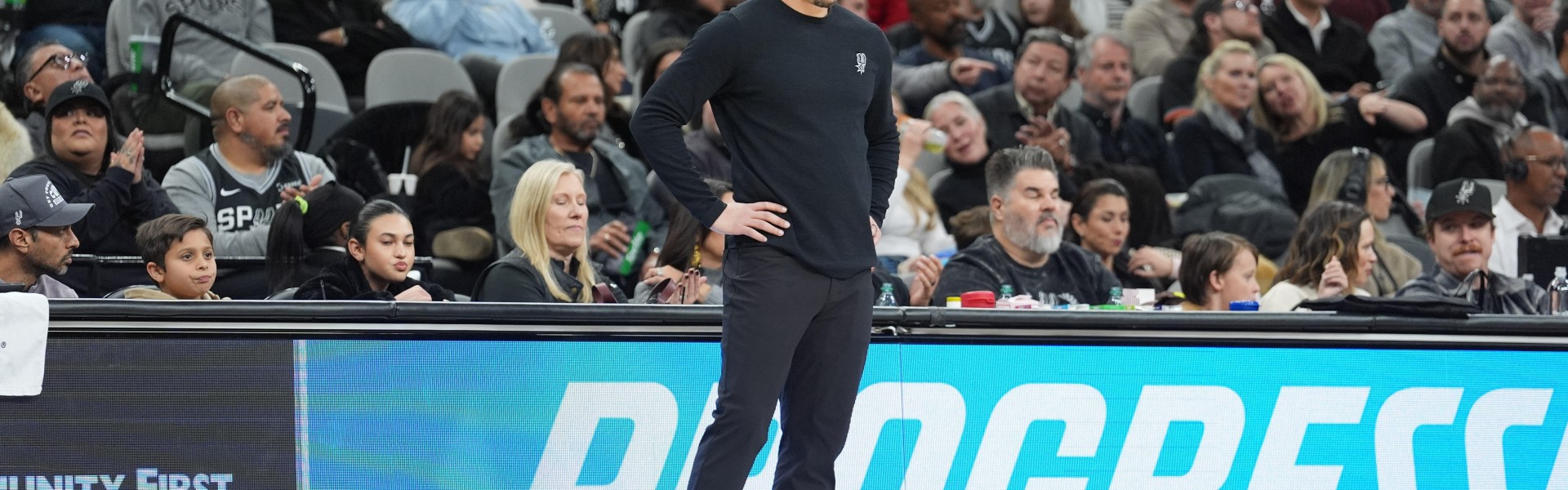 pg模拟器官网电脑版-米奇·约翰逊：弗拉格的实力十分出众 文班本场交出一份全面答卷