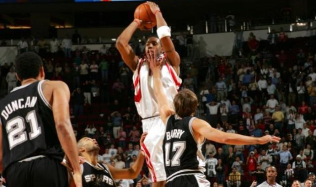 pg免费模拟器官网-麦迪：只有三个人能打破“35秒13分”记录，欧文哈登都不行|特雷西·麦克格雷迪|詹姆斯·哈登|克雷·汤普森|凯文·杜兰特|斯蒂芬·库里_新浪体育_新浪新闻