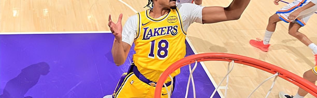 pg免费模拟器官网-唯一正负值不是负数的球员！湖人后场新星的表现突然有所好转？