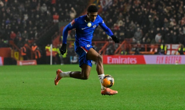 pg模拟器-英媒：阿昌庞想在蓝军寻求更多出场机会很难，租借或许是最佳选择